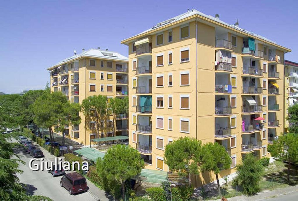Residence Giuliana Бибионе Экстерьер фото